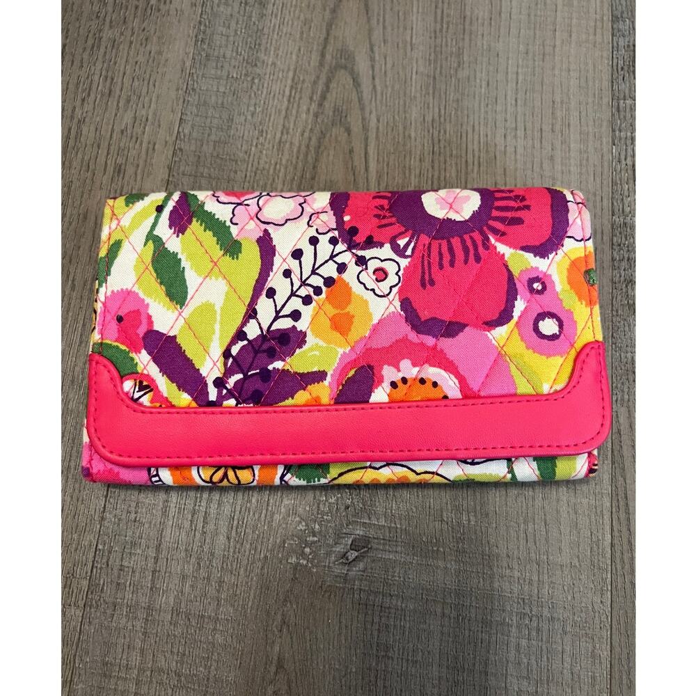 Vera Bradley Quilted Clementine Floral Pattern Snap Wallet